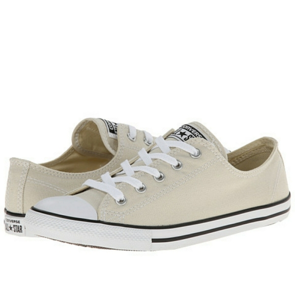 طاقم عوض مبتدئ converse dainty beige 